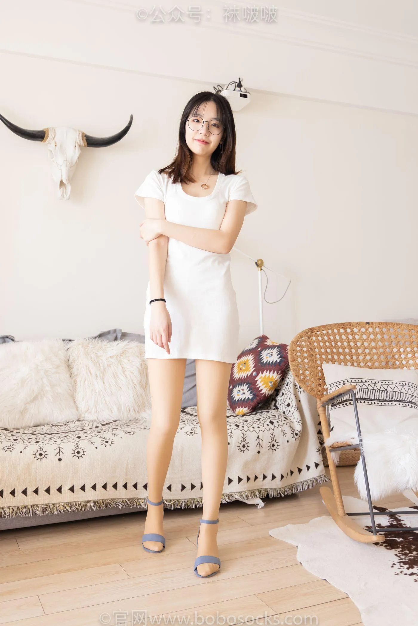 [BoBoSocks袜啵啵]NO.075 小甜豆- AJ、凉鞋、厚肉丝 [160P]插图1